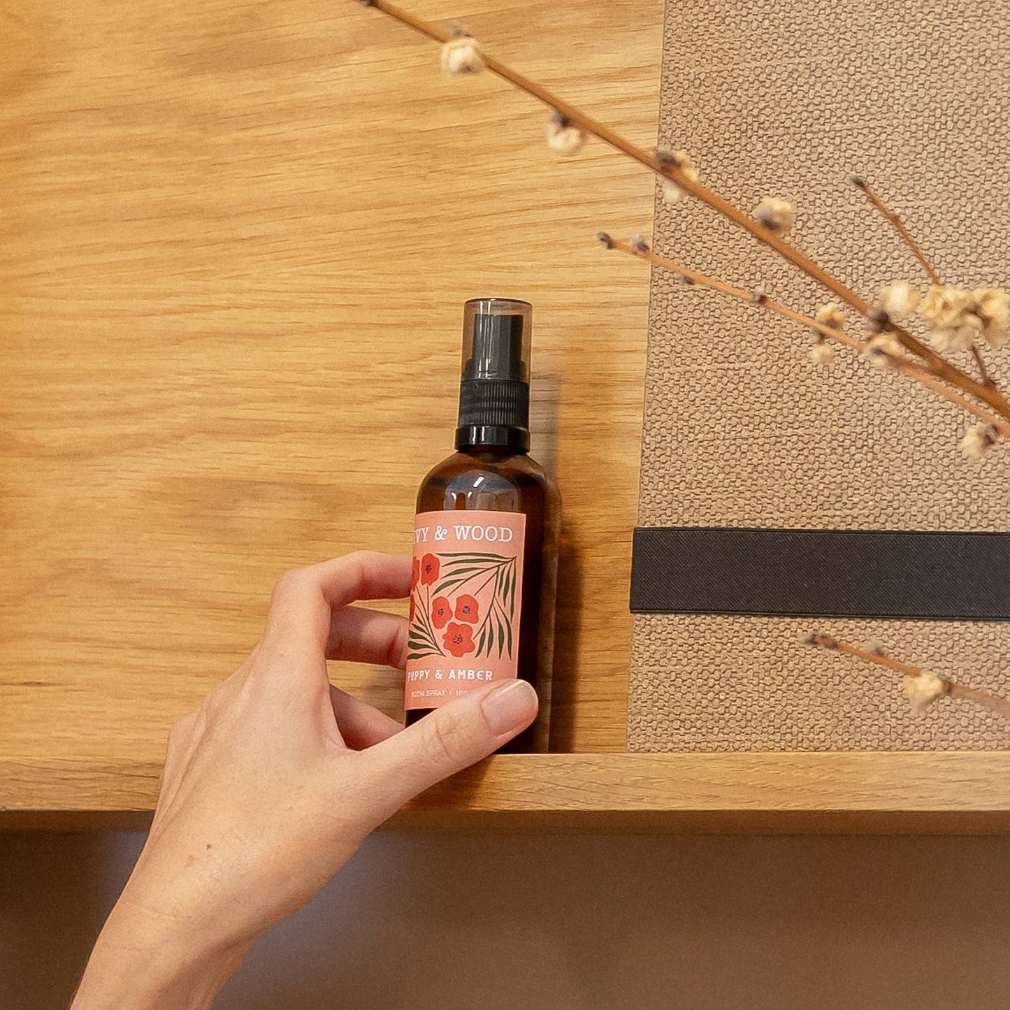Ivy & Wood - Poppy & Amber Room Spray