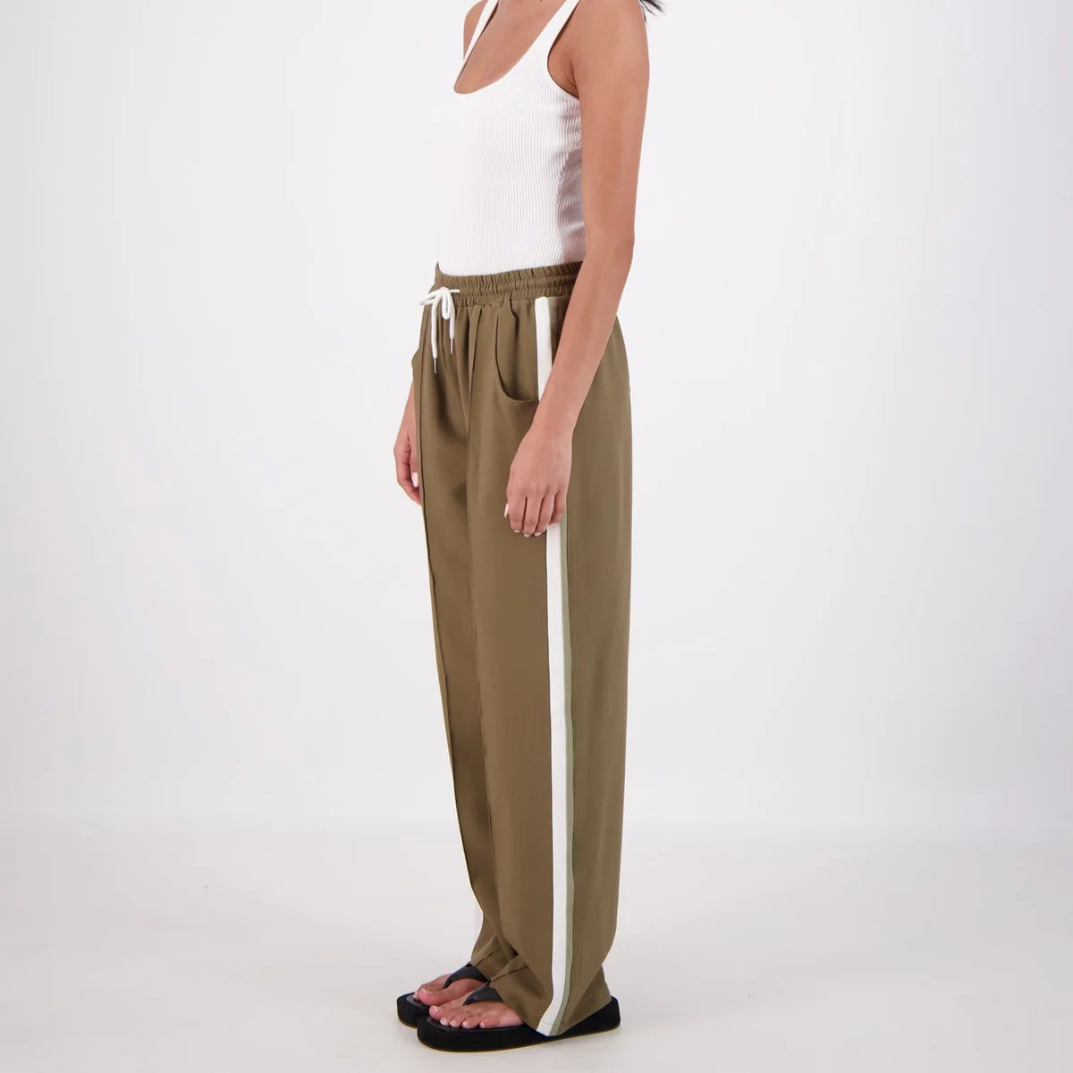 Jasmine Alexa - Cassis Trouser Olive