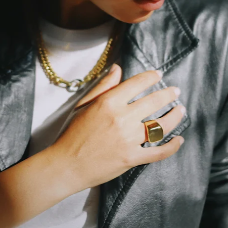 Margaux Lee - Signet Ring