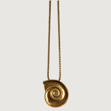 Tegan Rae - GOLD CONCH SHELL NECKLACE