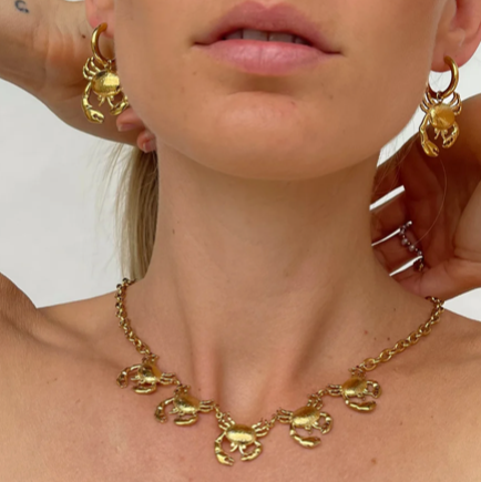Tegan Rae - CRAB CHARM NECKLACE 18K GOLD
