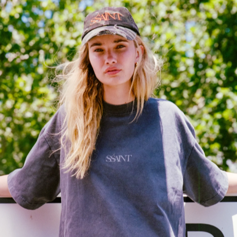 SSAINT - No Vacancy Tee Charcoal Acid Wash