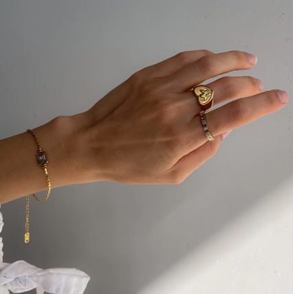 Tegan Rae - SQUARE ZIRCONIA PENDANT BRACELET 18K GOLD
