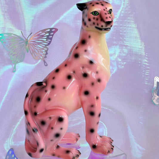 Jungle Cat Club - Petal in the Pink