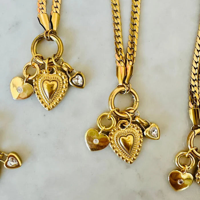 MOSK MELBOURNE - Triple Heart Charm Necklace