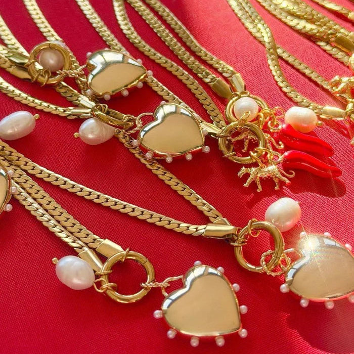 MOSK MELBOURNE - Big Heart Charm Necklace