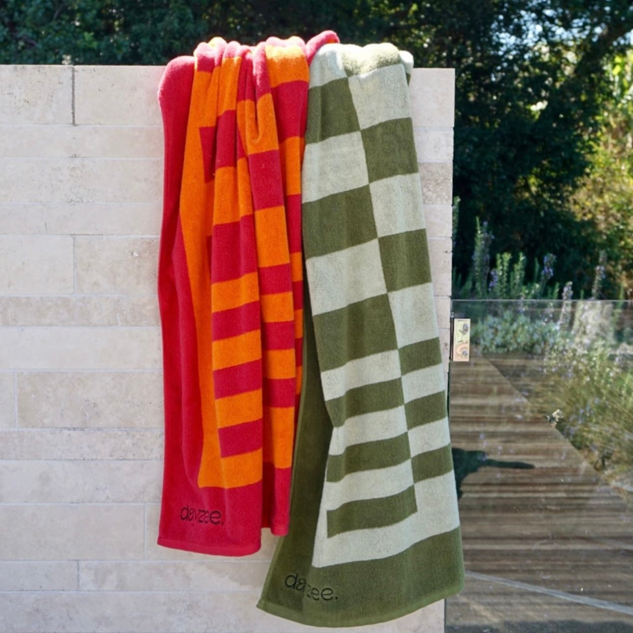 DAYZEE - Sangria Towel