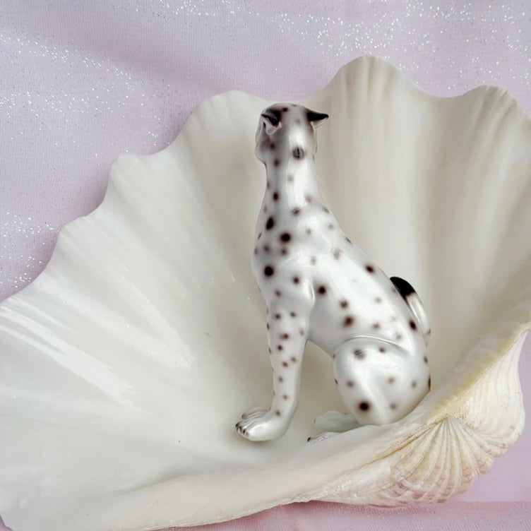 Jungle Cat Club - Pearl the Mini Pearlescent Leopard Statue