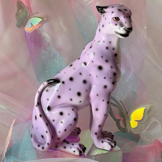 Jungle Cat Club - Lily the Lilac Leopard