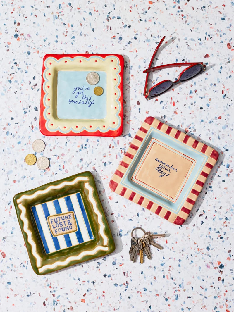 JONES & CO LINGO TRAY LOST AND FOUND