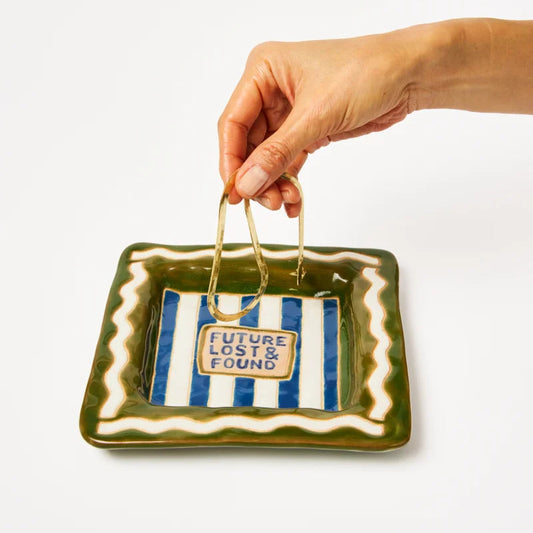 JONES & CO LINGO TRAY LOST AND FOUND