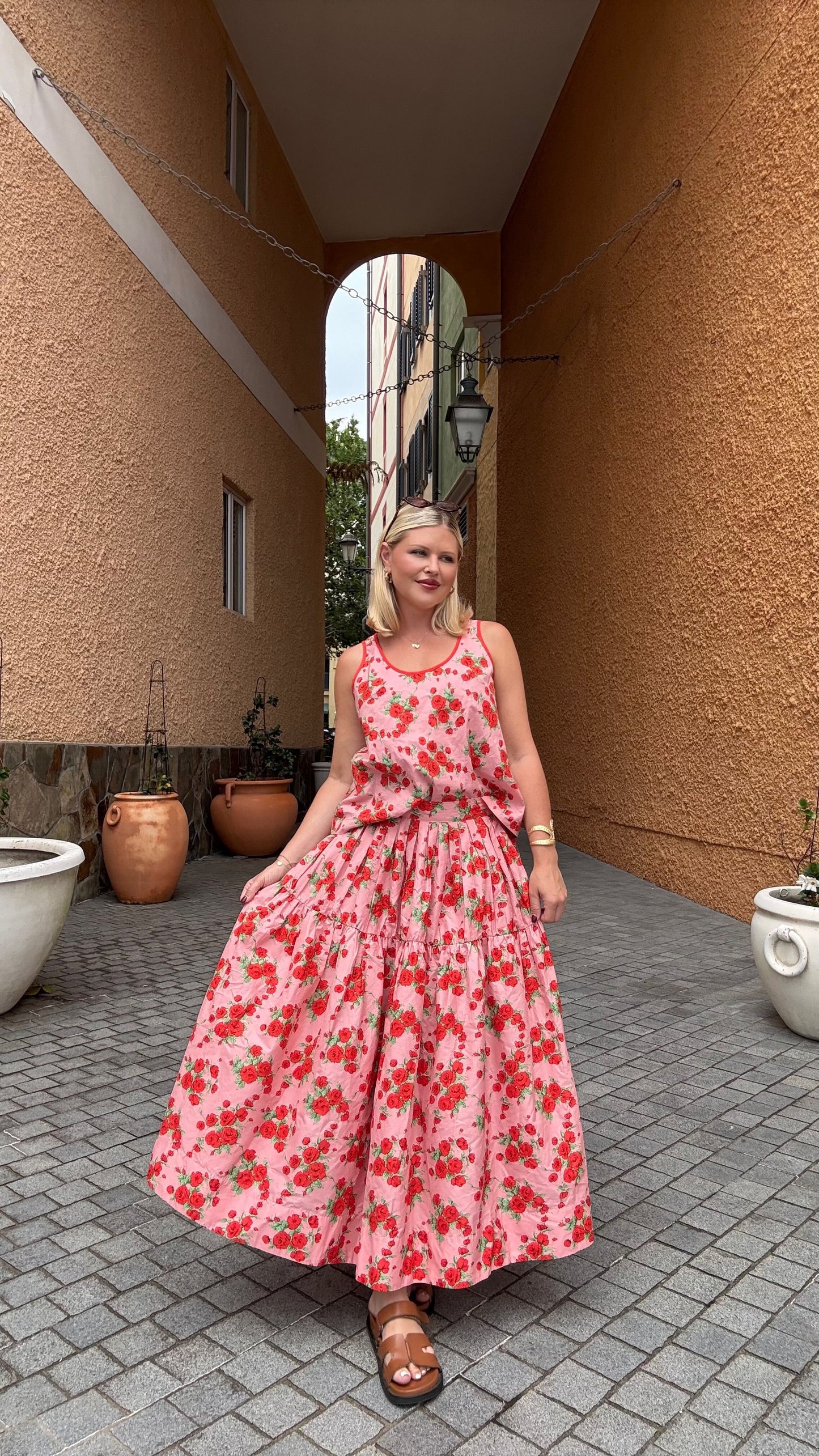 MAEVARII - Queen of Roses Top