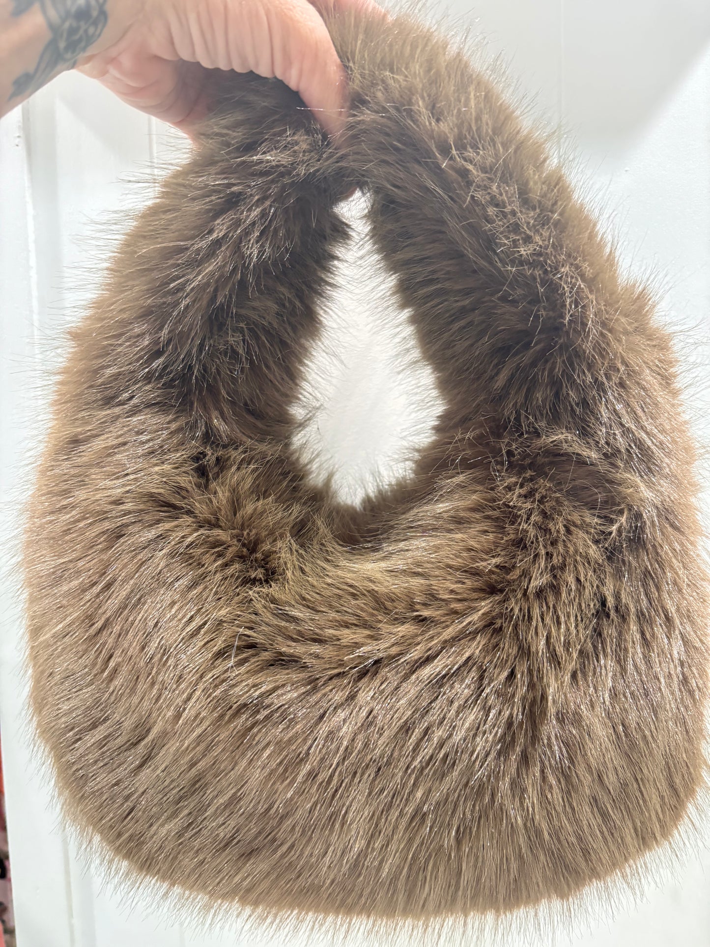 Sensory 21 - Flossie Faux Fur Bag, Chocolate
