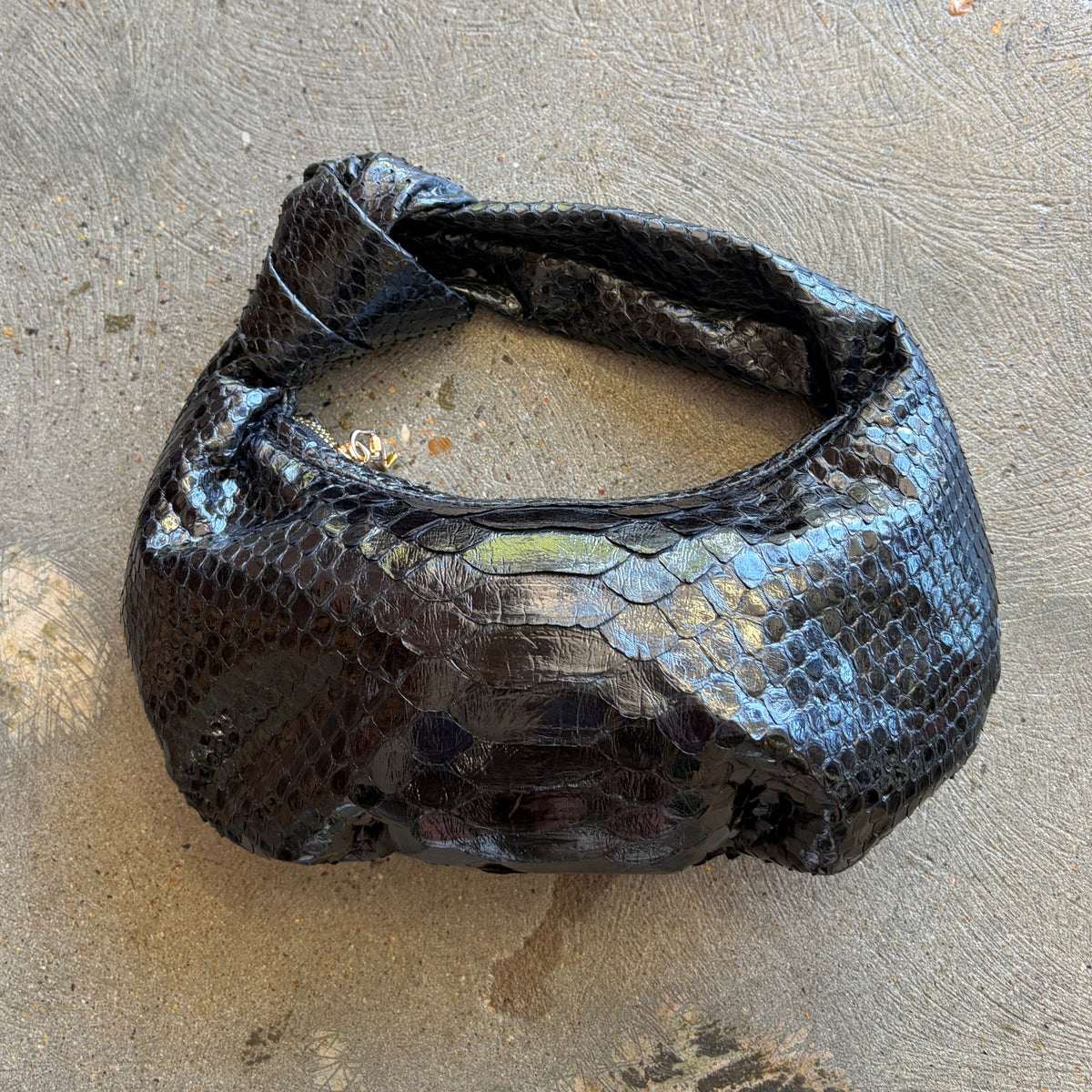 PYTHON KNOT BAG, Black