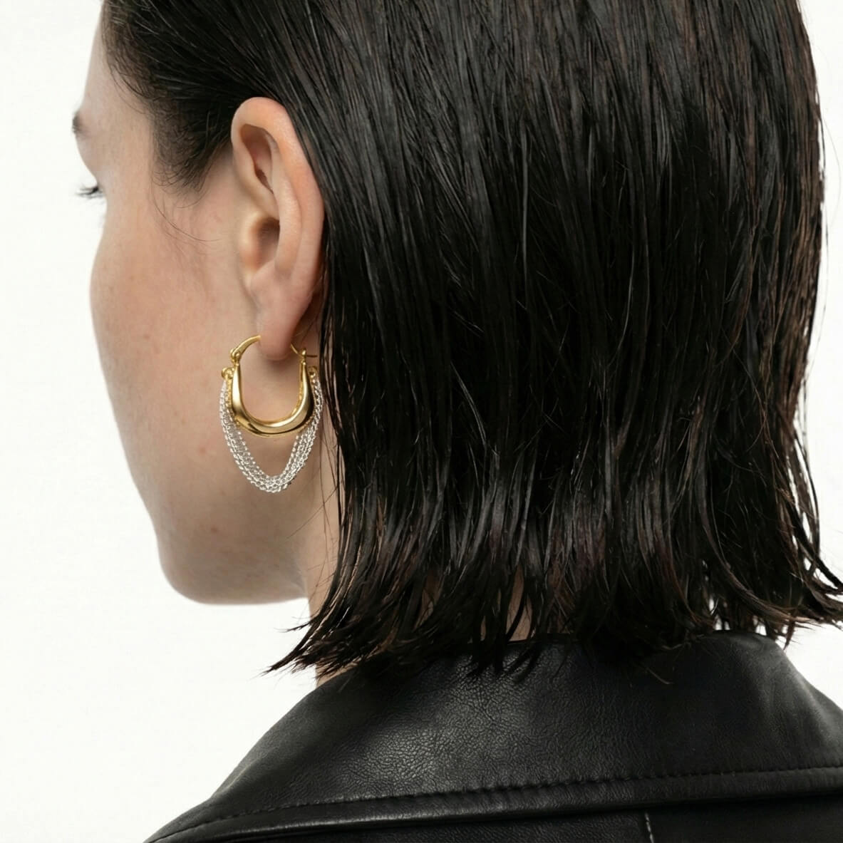 SWEEKU - Mixed Metal Fluid Hoop Earings