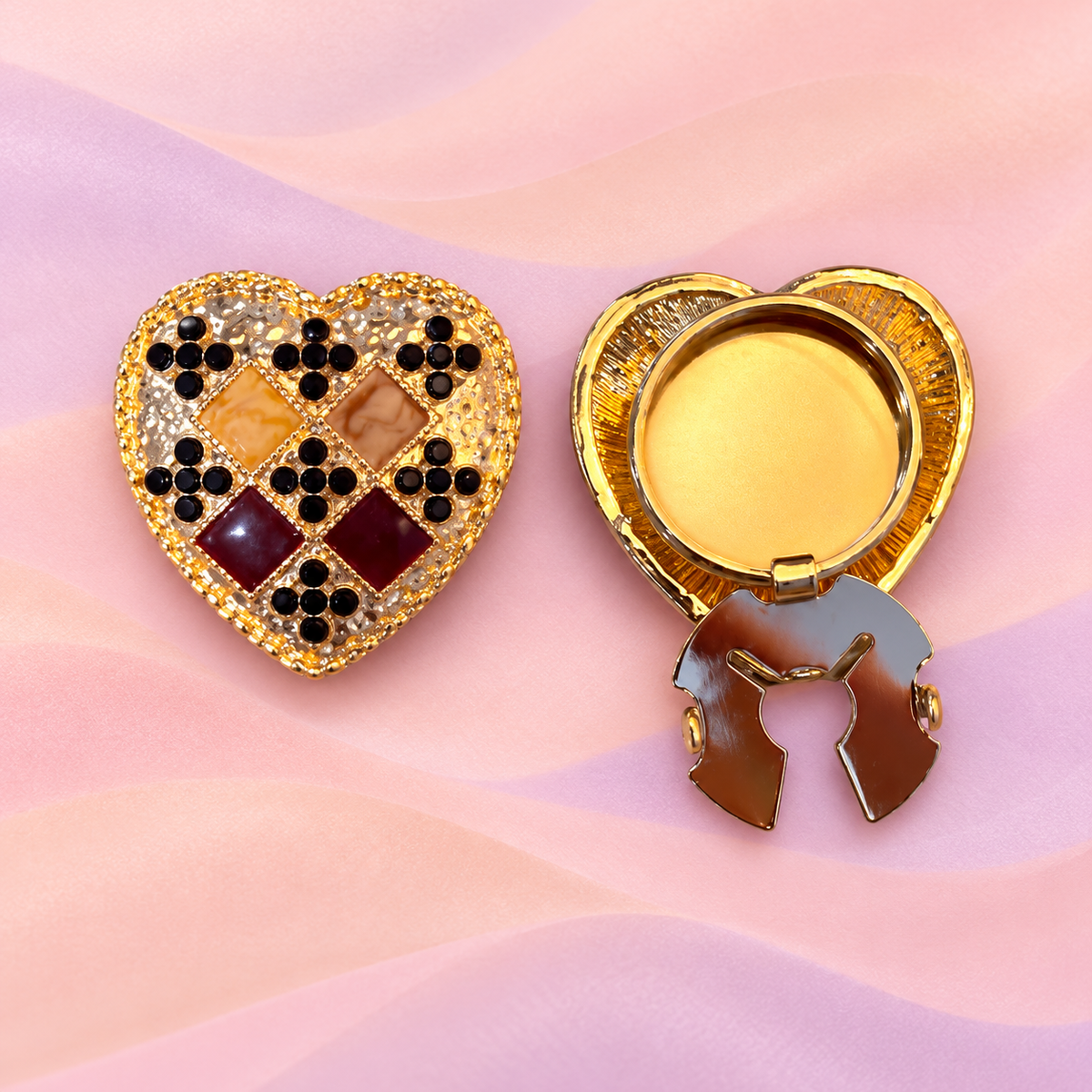 Button Cover - Vintage Mosaic Heart