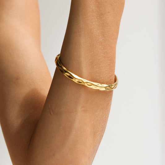 Tegan Rae - GOLD BLAIR TEXTURED CUFF BRACELET