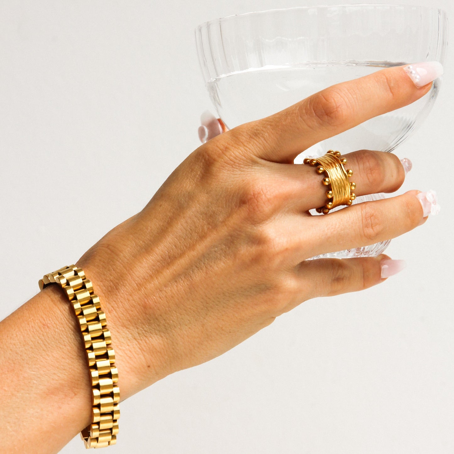 Tegan Rae - GOLD WATCH LINK CHAIN BRACELET