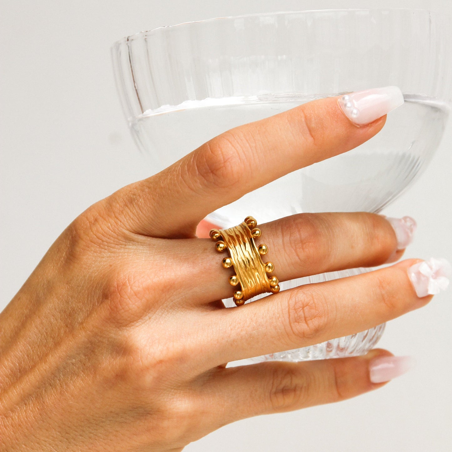 Tegan Rae - GOLD IZAHA TEXTURED RING