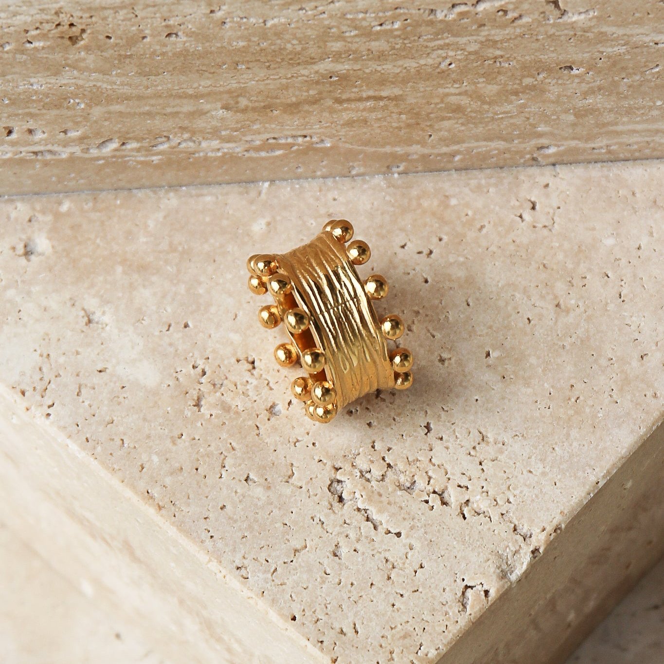 Tegan Rae - GOLD IZAHA TEXTURED RING