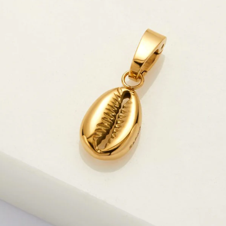 Zafino - Cowrie Shell Charm