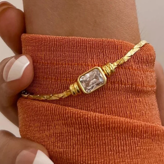 Tegan Rae - SQUARE ZIRCONIA PENDANT BRACELET 18K GOLD