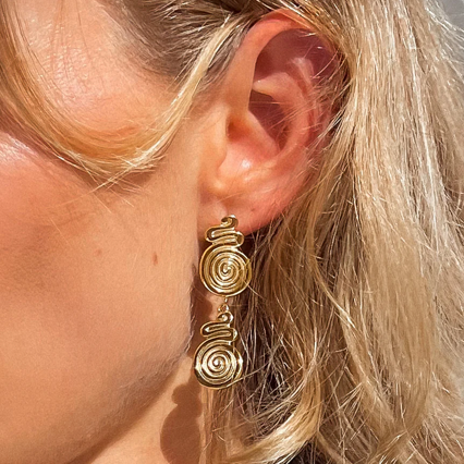 Tegan Rae - GOLDEN SPIRAL DROP STUD EARRINGS GOLD
