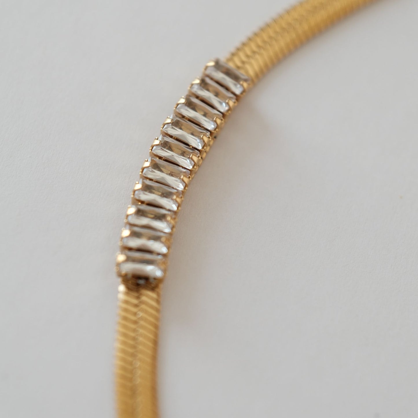 SWEEKU - Silent Edge Necklace