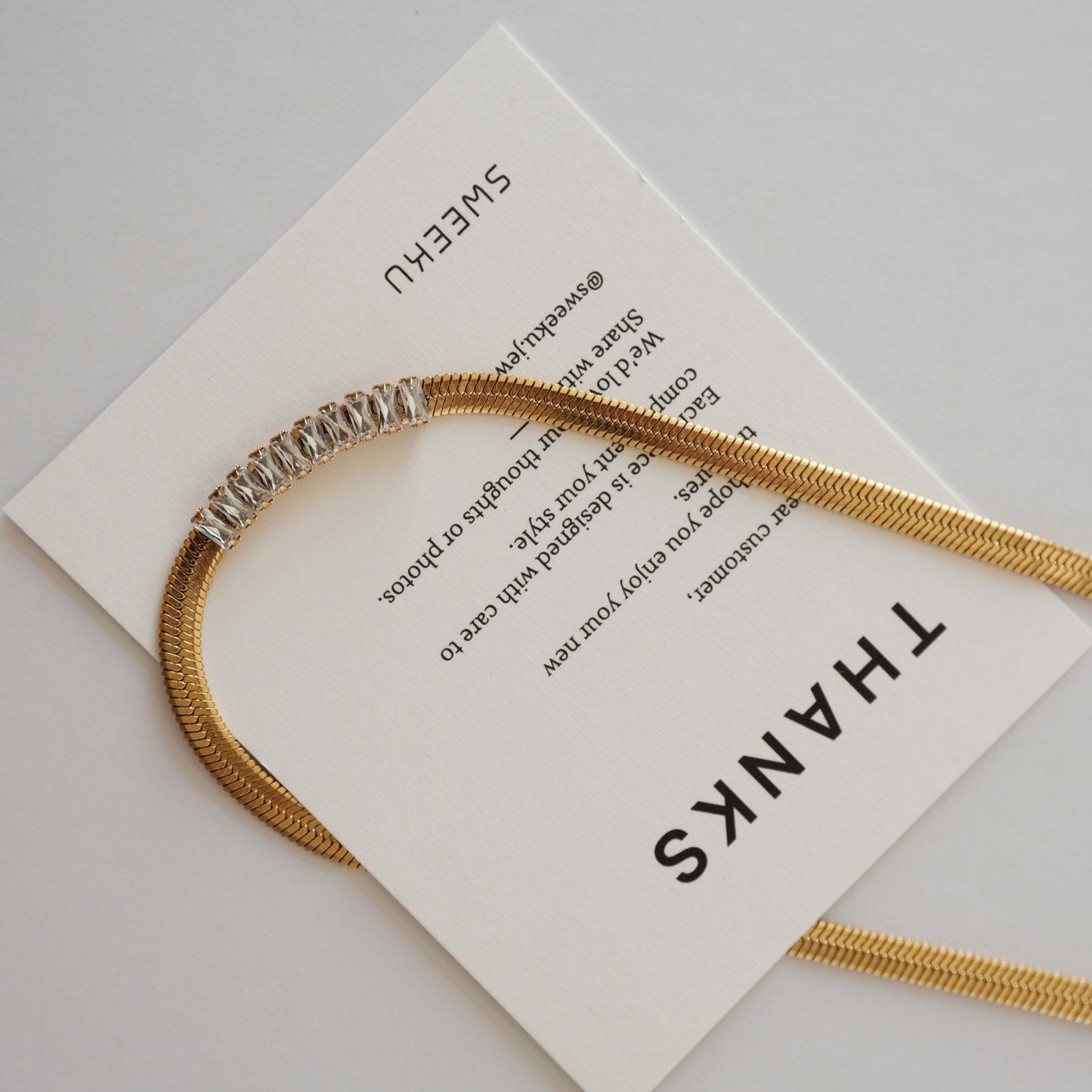 SWEEKU - Silent Edge Necklace