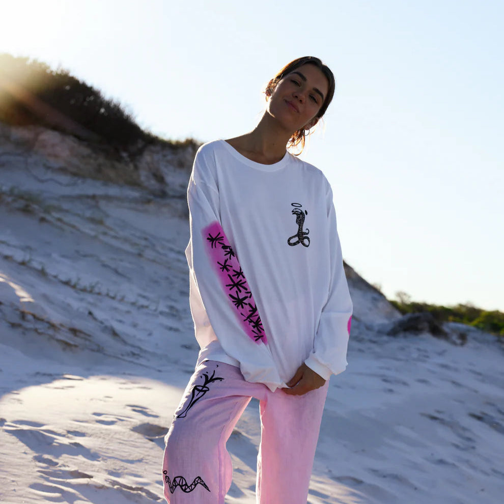 Patchs Studio - AWAKE LS TEE