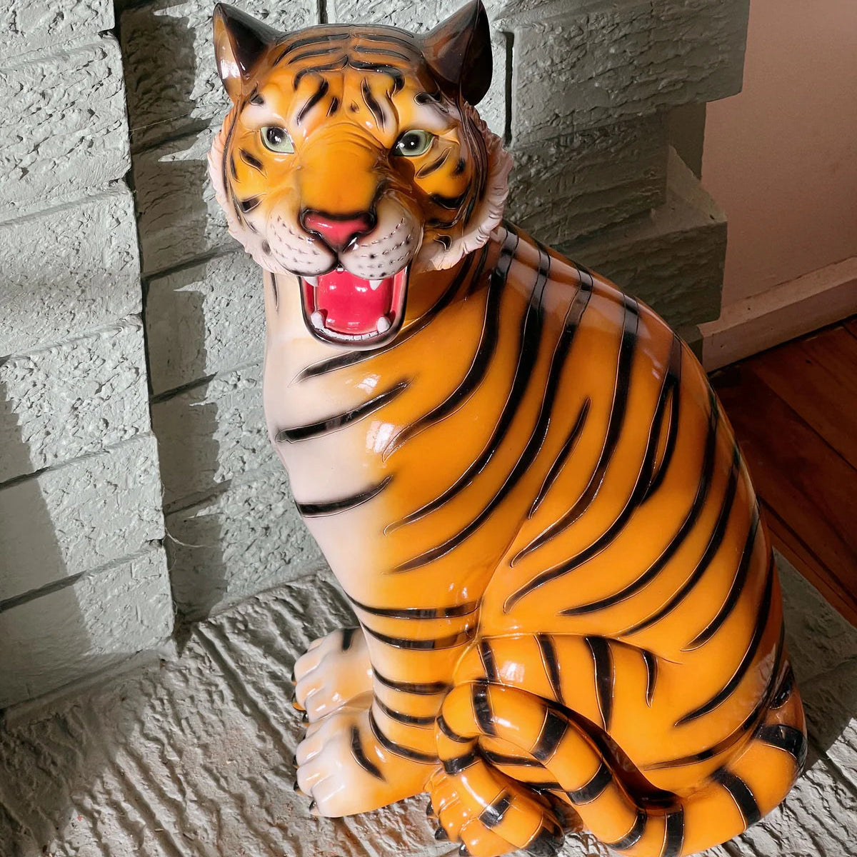 Jungle Cat Club - Auron the Big Tiger